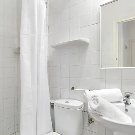 Geranis 1 Apartment *